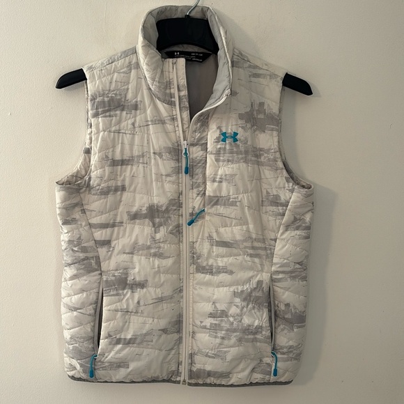 Under Armour Puffer Vest Small White Camo Print Cold Gear Fitted Warm Winter - Picture 1 of 9